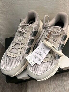 Women Adidas Astastar